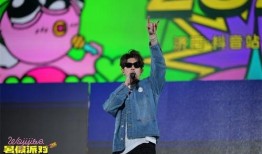 吃瓜娱乐哇唧唧哇,哇唧唧哇带你领略娱乐圈风云变幻